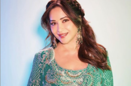 Madhuri Dixit's Killer Dance Moves On This "Humse Hai Muqabala" Song